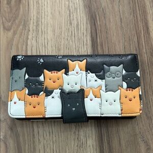Cat Design Women's Wallet Like New